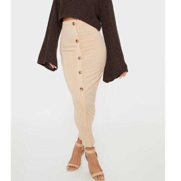 NWT high waist ribbed button detail front slit stretchy form fitting maxi skirt - Picture 7 of 7